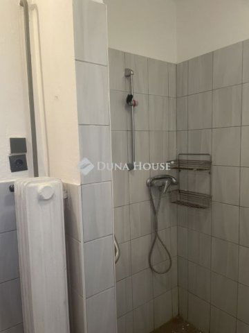 Eladó családi ház, Budapesten, XVII. kerületben 39.9 M Ft