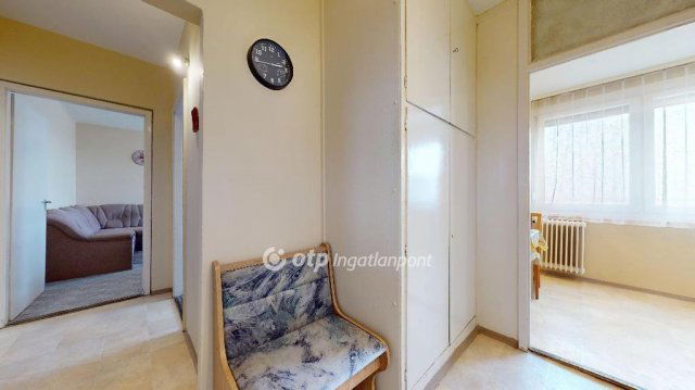 Eladó panellakás, Miskolcon 31.9 M Ft, 1+2 szobás