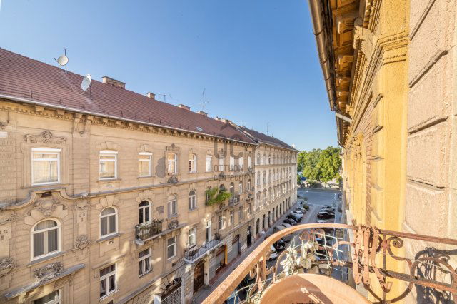 Eladó téglalakás, Budapesten, VII. kerületben 92.9 M Ft