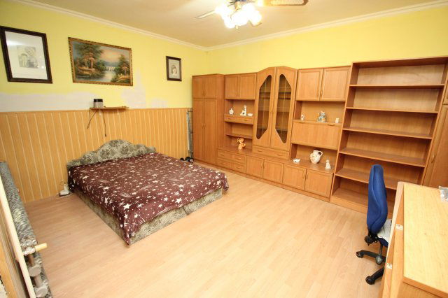 Eladó családi ház, Kecskeméten 29.9 M Ft, 2 szobás