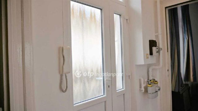 Eladó téglalakás, Budapesten, V. kerületben 86.9 M Ft, 2 szobás