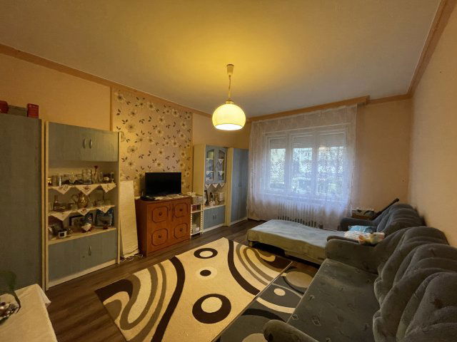 Eladó téglalakás, Tiszaújvárosban 21.5 M Ft, 1 szobás