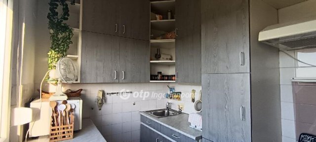 Eladó panellakás, Budapesten, XXI. kerületben 57.7 M Ft