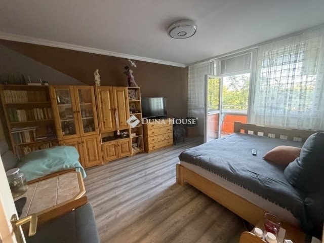 Eladó panellakás, Budapesten, XVIII. kerületben 75.9 M Ft