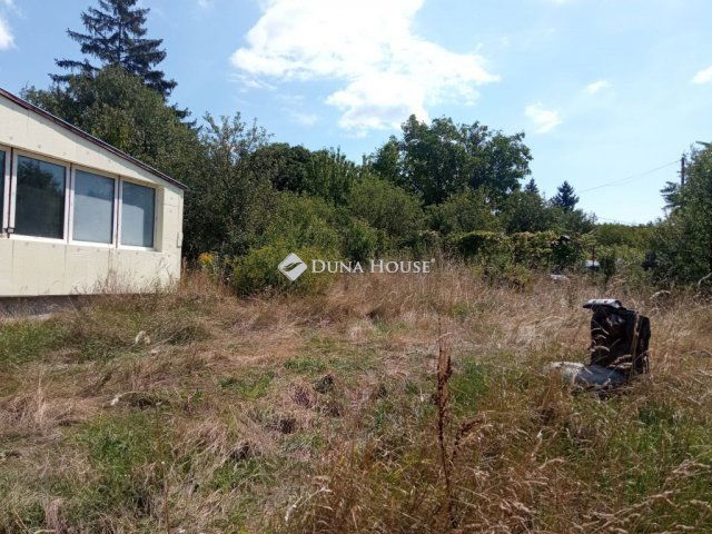 Eladó nyaraló, Biatorbágyon 25 M Ft, 1 szobás