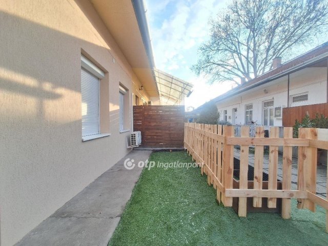 Eladó téglalakás, Budapesten, IV. kerületben 42.5 M Ft, 1 szobás