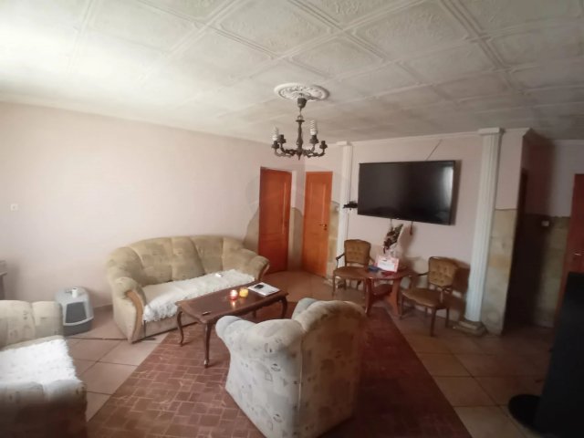 Eladó családi ház, Dormándon 24.5 M Ft, 2 szobás