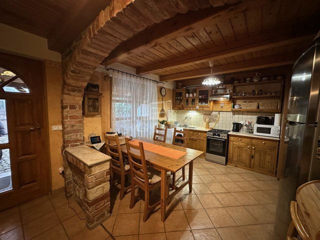 Eladó családi ház, Vácon 69 M Ft, 1 szobás