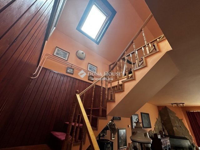 Eladó családi ház, Budapesten, XXI. kerületben 178 M Ft