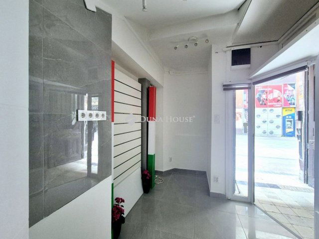 Kiadó üzlethelyiség, Budapesten, V. kerületben 230 E Ft / hó