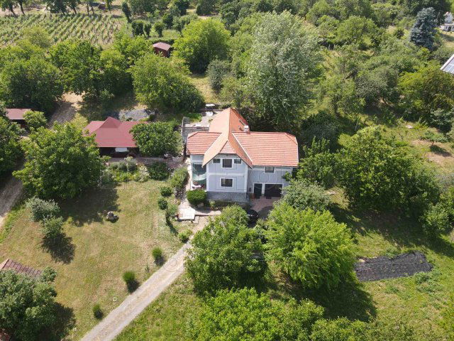 Eladó családi ház, Kisapátiban 299 M Ft, 5 szobás