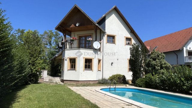Eladó családi ház, Gyenesdiáson 161.2 M Ft, 6 szobás