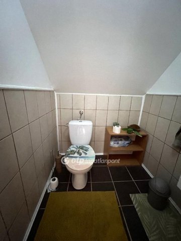 Eladó családi ház, Ráckeresztúron 94.99 M Ft, 5 szobás