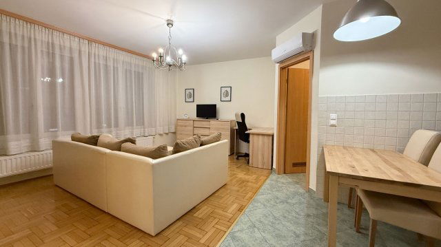 Kiadó téglalakás, albérlet, Debrecenben 250 E Ft / hó, 2 szobás