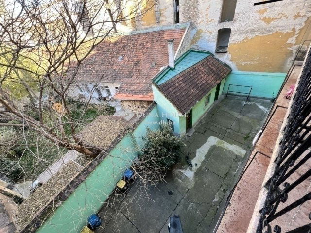 Eladó téglalakás, Budapesten, VIII. kerületben 76.9 M Ft