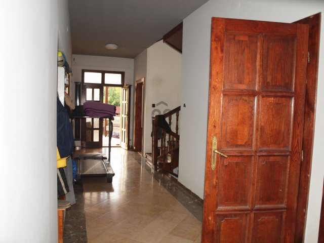 Eladó családi ház, Dunaharasztin 119 M Ft, 9 szobás