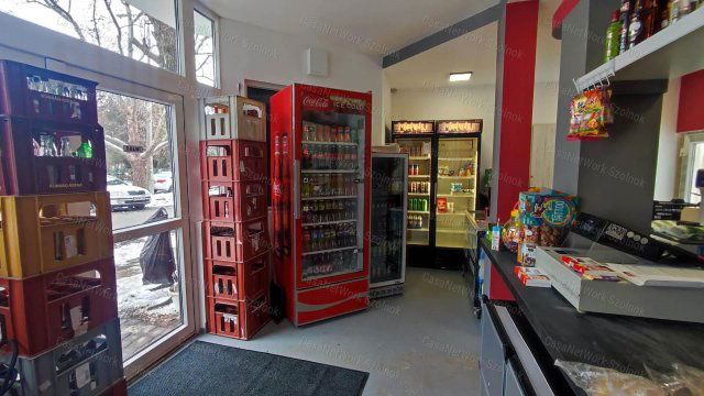 Eladó üzlethelyiség, Szolnokon 25.99 M Ft, 3 szobás