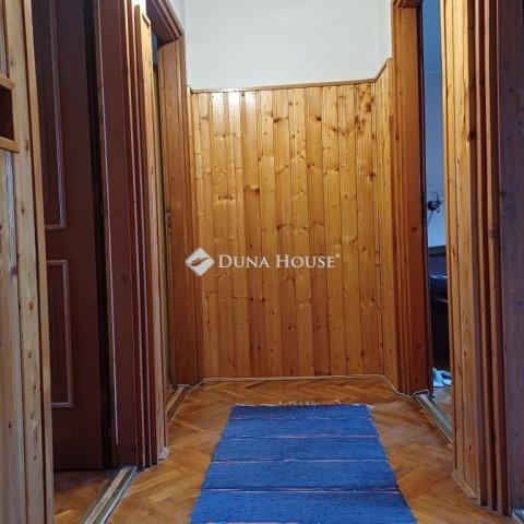 Eladó ikerház, Pécsett 59 M Ft, 4 szobás / költözzbe.hu