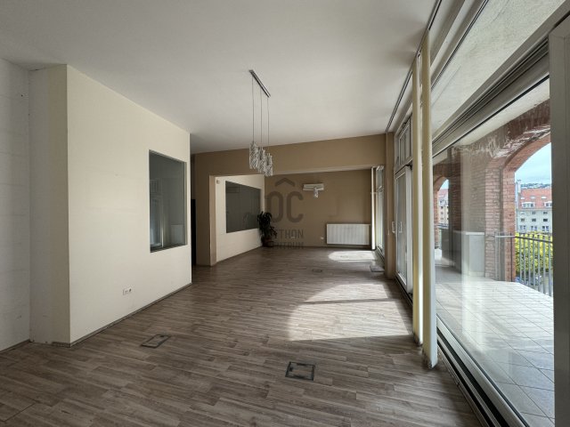 Kiadó iroda, Budapesten, III. kerületben 647 E Ft / hó