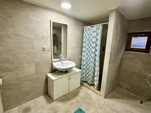 Eladó családi ház, Kecskeméten 165 M Ft, 5 szobás