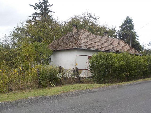 Eladó családi ház, Gamáson 7.9 M Ft, 3 szobás