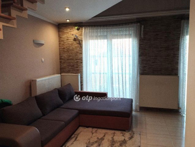 Eladó téglalakás, Budapesten, XVIII. kerületben 89.9 M Ft