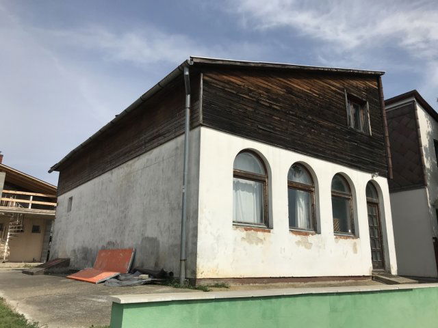 Eladó családi ház, Hévízen 50 M Ft, 8 szobás