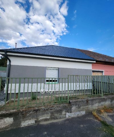 Eladó családi ház, Budapesten, XXI. kerületben 67 M Ft