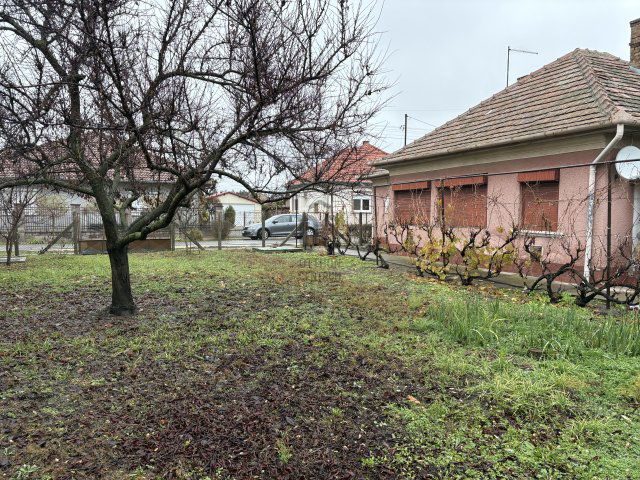 Eladó családi ház, Abonyban 19.9 M Ft, 4 szobás