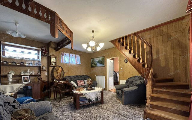 Eladó családi ház, Vásárosnaményben 44.99 M Ft, 3+4 szobás