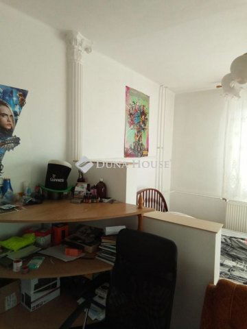 Eladó téglalakás, Szombathelyen 42 M Ft, 2 szobás