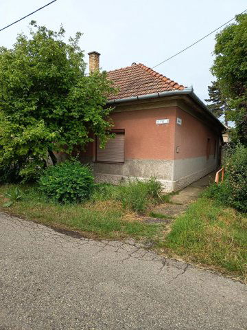 Eladó családi ház, Hódmezővásárhelyen 38.5 M Ft, 4 szobás
