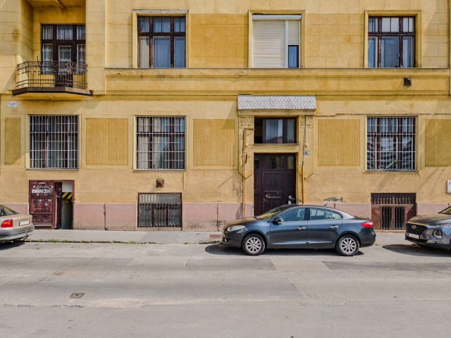 Eladó üzlethelyiség, Budapesten, IX. kerületben 34 M Ft
