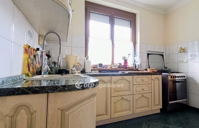 Eladó családi ház, Isaszegen 125 M Ft, 4 szobás