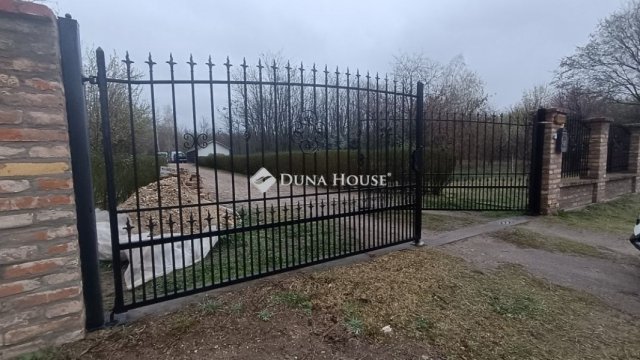 Eladó mezogazdasagi ingatlan, Kecskeméten 86.99 M Ft, 3 szobás