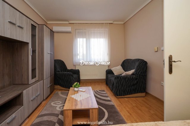 Kiadó téglalakás, albérlet, Nyíregyházán 120 E Ft / hó