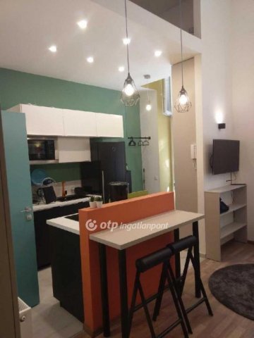 Eladó téglalakás, Budapesten, VI. kerületben 111 M Ft