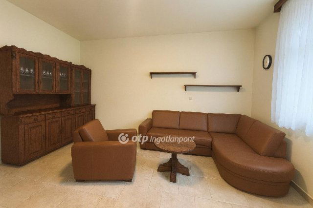 Eladó téglalakás, Budapesten, XIX. kerületben 75 M Ft, 2 szobás