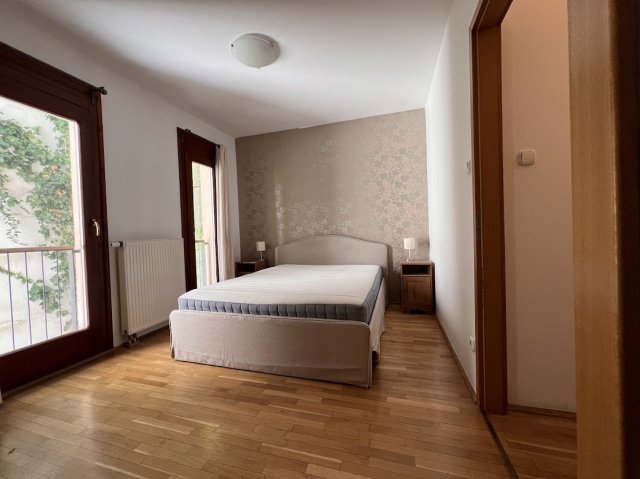 Eladó téglalakás, Budapesten, VII. kerületben 85.8 M Ft