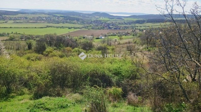 Eladó telek, Pécselyen 27 M Ft / költözzbe.hu