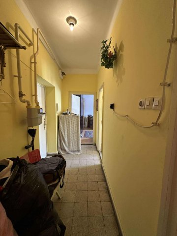 Eladó téglalakás, Komlón, Berek utcában 25.9 M Ft, 2 szobás