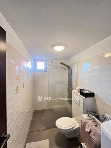 Eladó családi ház, Emődön 40.9 M Ft, 2 szobás