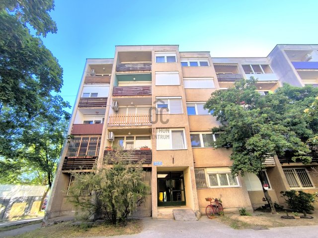 Eladó téglalakás, Tatabányán 38.85 M Ft, 2 szobás