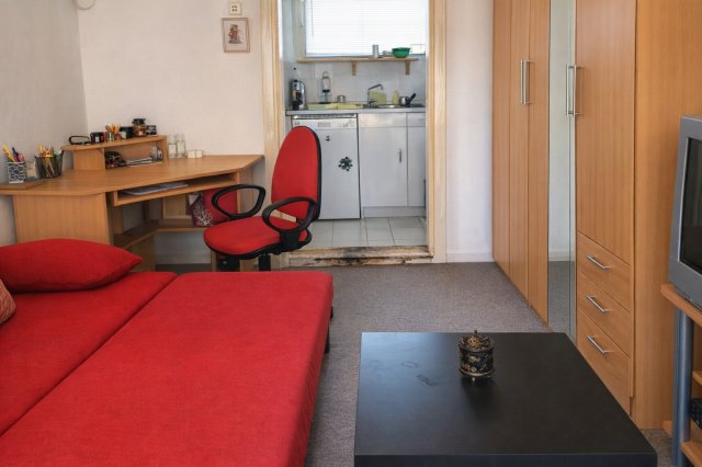 Eladó téglalakás, Pécsett 25 M Ft, 1 szobás