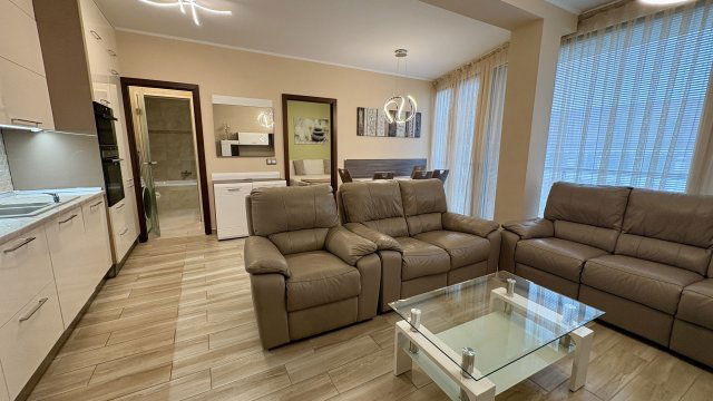 Kiadó téglalakás, albérlet, Debrecenben 450 E Ft / hó, 3 szobás