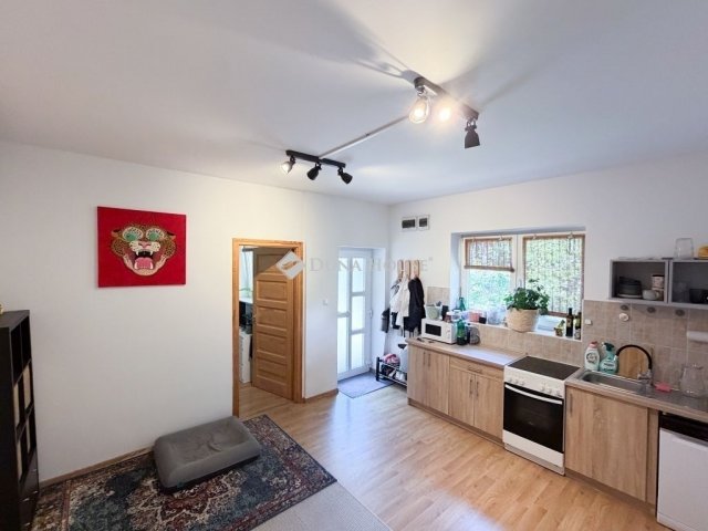 Eladó családi ház, Pilisvörösváron 144.99 M Ft, 7 szobás