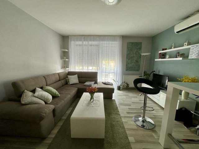 Kiadó téglalakás, albérlet, Érden 290 E Ft / hó, 3 szobás
