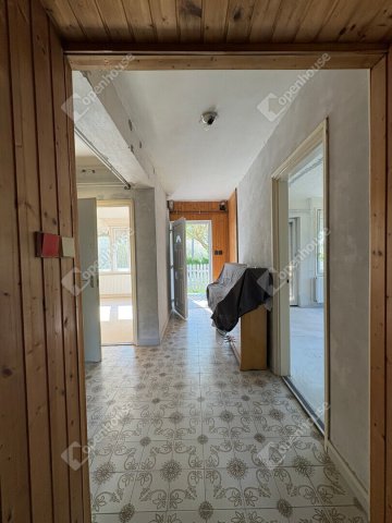 Eladó családi ház, Keszthelyen 130 M Ft, 6 szobás