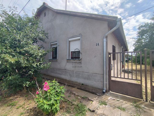 Eladó családi ház, Kocséren 17.9 M Ft, 2 szobás
