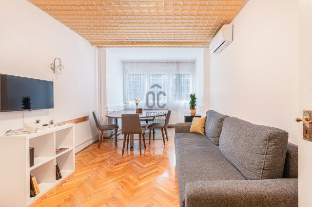 Eladó panellakás, Budapesten, III. kerületben, Szentendrei úton